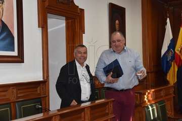 Imágenes del Pleno ordinario de diciembre del Ayuntamiento de Telde (Foto Francisco Javier Santana)